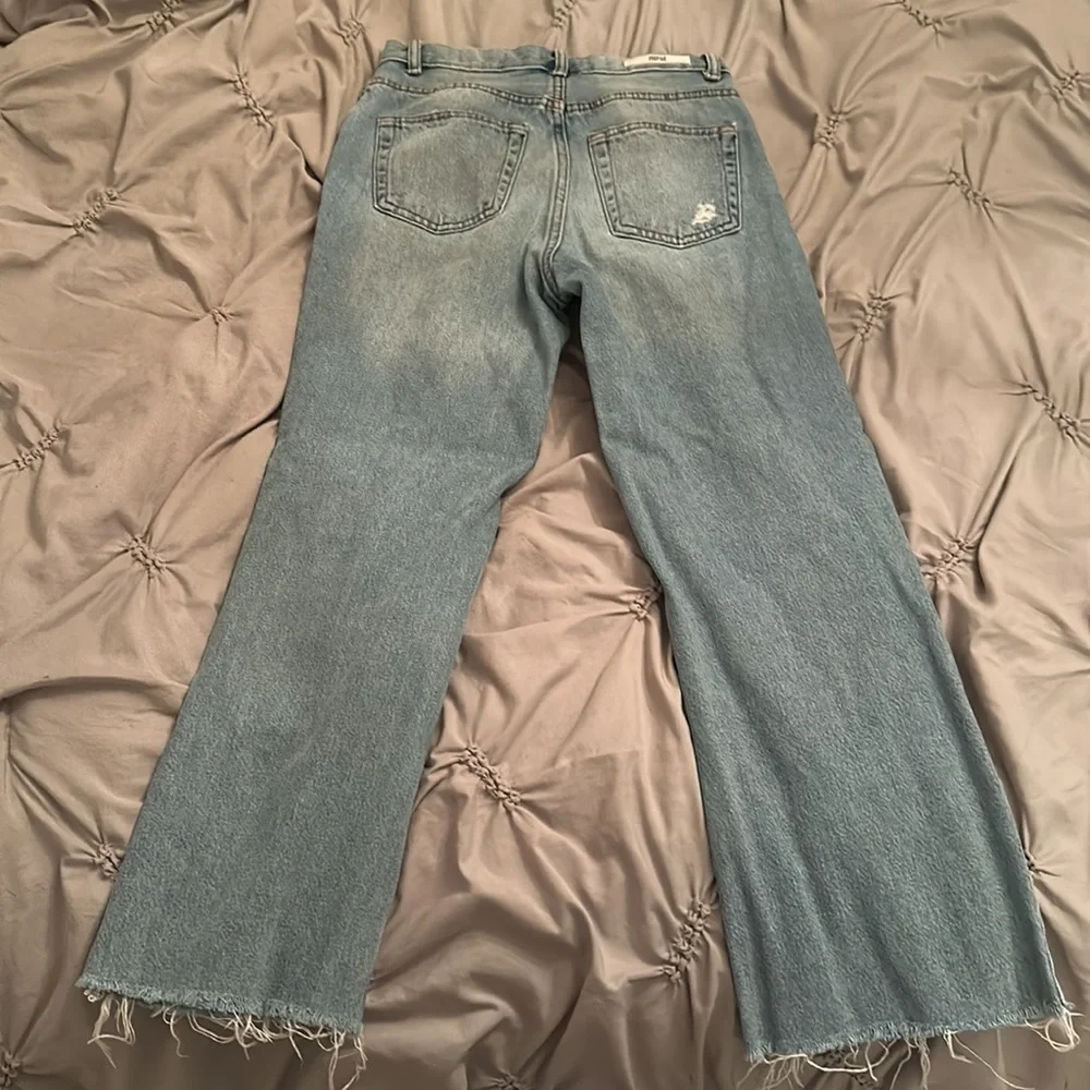 High Rise Ripped Mom Jeans - Picture 4 of 4